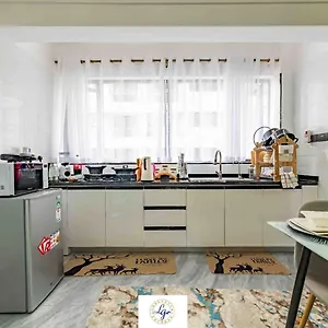 Executive Fully Furnished With Luxurious Facilities Which Features A Breathtaking Views And Close Proximity To Major Shopping Malls Thus Offering A High End Lifestyle