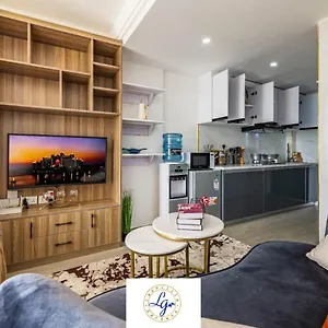 Classy In Kilimani With Fully Equipped Gym And Balcony Which Breathtaking Views Nairobi