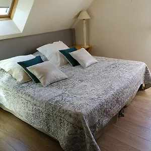 Rose Bed & Breakfast *