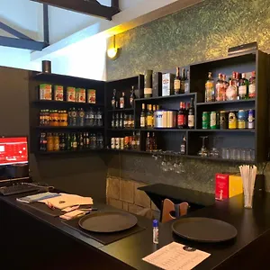 Cozy Nest Westbreeze Upperhill C6 Nocleg ze śniadaniem 2*
