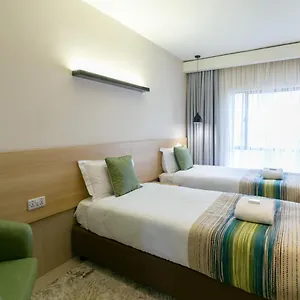 Kozi Nairobi Airport 4*