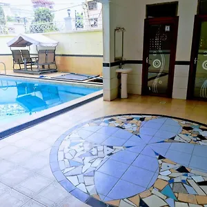 Lux Skyhorse Kilimani