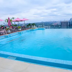Exquisite 2 Beds With Heated Rooftop Pool At Skynest Residences Nairobi