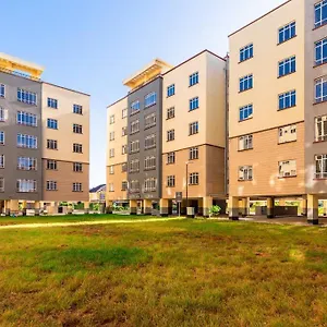 Serena 3br W Mall And Pool * Nairobi