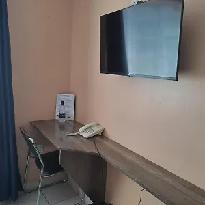 New Carnation Hotel 2*