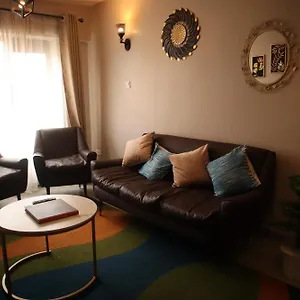 El Hogar Iii Near Junction Mall Apartment *