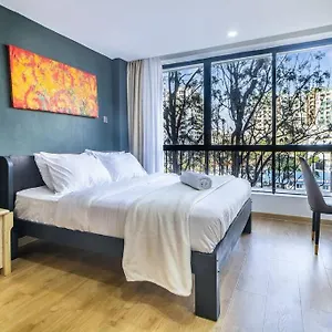 Luxe With Pool, Gym And Work Space