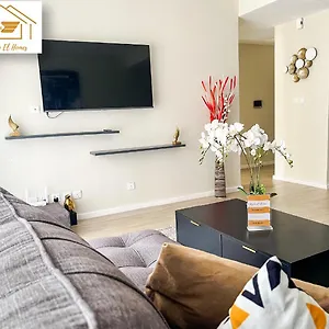 Stunning Residential In Riverside Drive Apartment