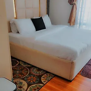 Kilimani One Bedroom With Extra