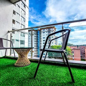 Carolina Homes - Kilimani Aparthotel *