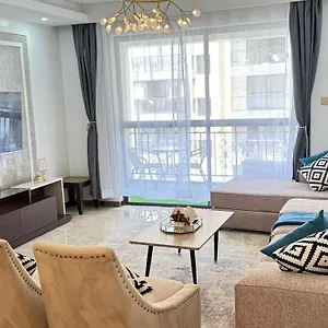 Cozy 3 Bedroom Apt, Indoor Heated Swimming Pool, Gym, Ample Parking, Children Play Area, Relaxing Garden, Amazing Views, In Kilimani Near Yaya Centre, China And Ngong Road Nairobi