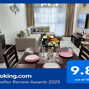 Soft Life Crib In Lavington - Dine, Wine & Relax Apartment