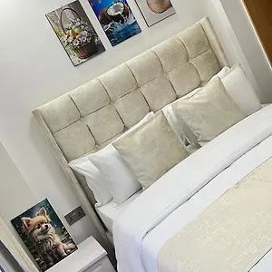 Cosy & Sparkling Apartment *