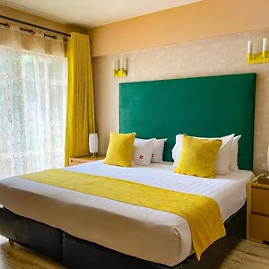 West Wood Hotel Nairobi