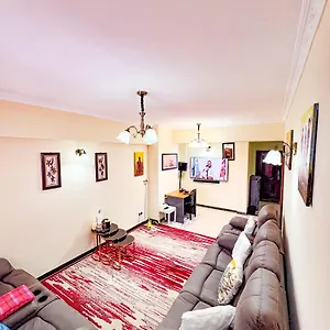 Cozy In Kilimani Close To Yaya Center Apartment Nairobi