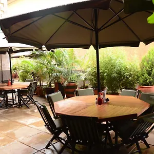Upperhill Blueberry Hotel 2*