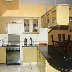 Geomara Penthouse Glade Apartment