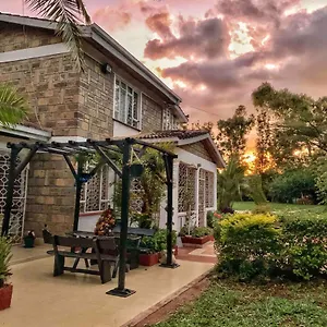 Karen Hardy Executive Homestay