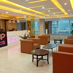 Decale Palace 3* Nairobi