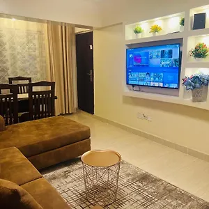 Eastleigh Executive Furnished Next To Bbs Mall *