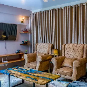 Cijana Gardens Cozy 2 Bedroom Located In The Heart Of Westlands. Apartment *