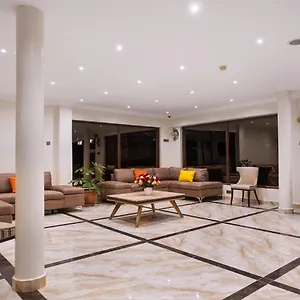 West Lerruat 4* Nairobi