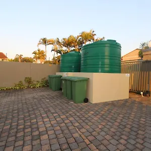 Saints View Unit 5 Uvongo Beach