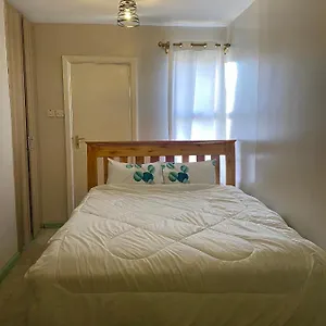 Jkia Airport-view Studio Apartment