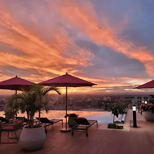 Skynest Residences By Lisa's Paradise A Apartment *
