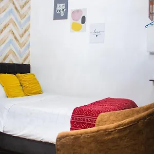 Apartment A Cozy Furnished Near Jkia & Sgr