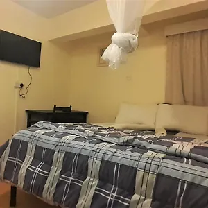 Lulu's Guest house *