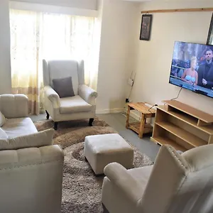 Holiday home Malaikamaisonette Fully Furnished Nyayo Estate Kenya Namba Simu Sufuri Saba Sufuri Moja Moja Nne Tisa Sufuri Sufuri Saba Next To Jkia Jomo Kenyatta International Airport,next To Sgr Terminus Next To Kenya Airways Pride Centr Nairobi