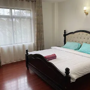 Apartment 4 Bedroom Nairobi, Kilimani, Halaal, Yaya