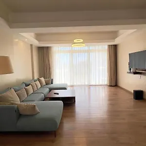 Silverstone Apartment