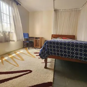 Apartment Nyayo Oasis: 3br Family Haven *