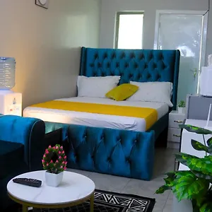 Definitehomes1 - Fully Furnished With A Rooftop Restaurant Near Jkia Airport, Downtown Apartamento *