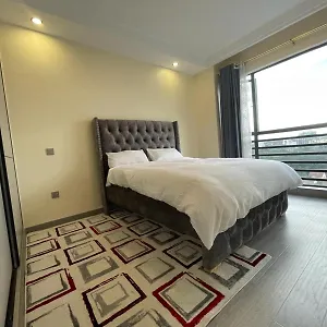 Apartment Luxurious And Comfy Homes *