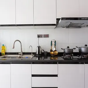 The Executive Three Bedroom With Amazing Views In Kilimani Apartment *
