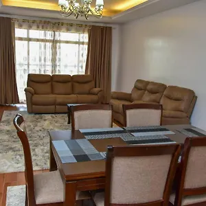 Apartment Away From Home, Cozy 3 Bedroom