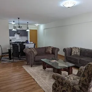 Apartment Exquisite 3 Bedroom