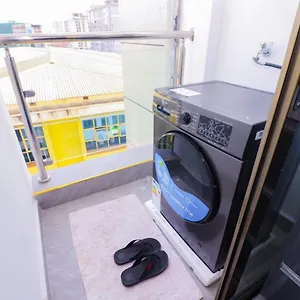 Posh One Bedroom - Kilimani - Gold Park *
