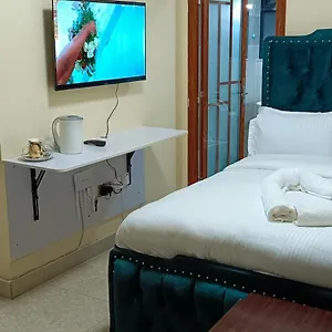 Apartment Luxurious Small Kaisa Gardens Kileleshwa *