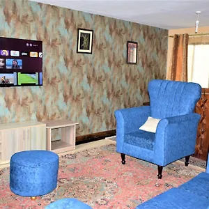 Apartment Shaba Maisonette Fully Furnished Nyayo Estate Kenya Namba Simu Sufuri Saba Sufuri Moja Moja Nne Tisa Sufuri Sufuri Saba Next To Jkia Jomo Kenyatta International Airport,next To Sgr Terminus Next To Kenya Airways Pride Centr *
