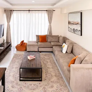 Elegant Nairobi