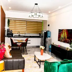 The Nook, 1 Bedroom, Goldpark, Yaya Ναϊρόμπι