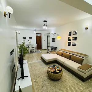 Azania Homes Tranquil 2 Bedroom In Westland 5 Minutes To Sarit Centre Apartment Nairobi