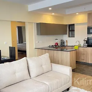 Apartment Bigfive2 *