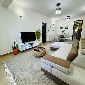 Apartment Azania One Bed Near Westgate And Sarit Malls