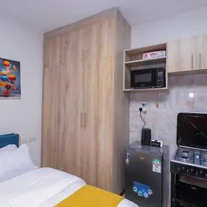 South B Studio- Lg Homes Apartment