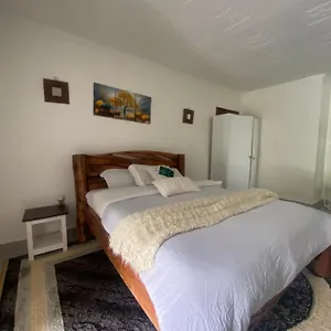 Utulivu House * Nairobi